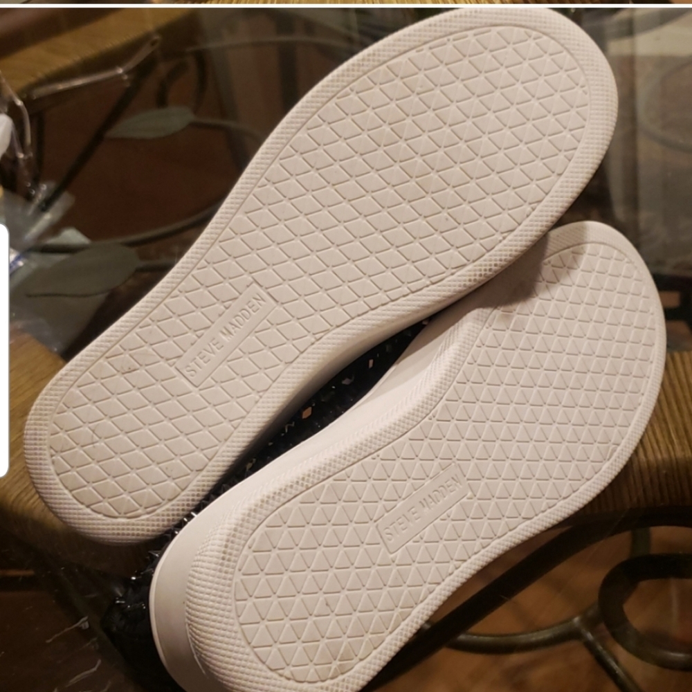 Steve Madden Baxon spiked sneakers - Picture 4 of 4